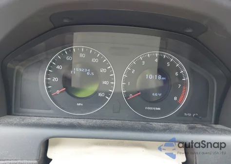 2010 Volvo Xc60 3.2 z USA, uszkodzony, nr VIN YV4982DL2A2122930